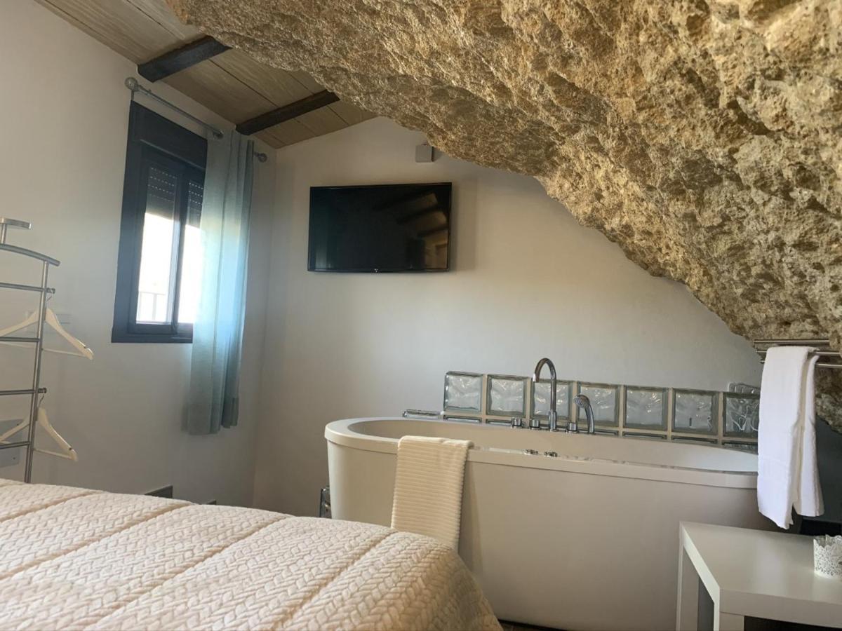 Apartamentos3Cuevas Setenil De Las Bodegas Bagian luar foto